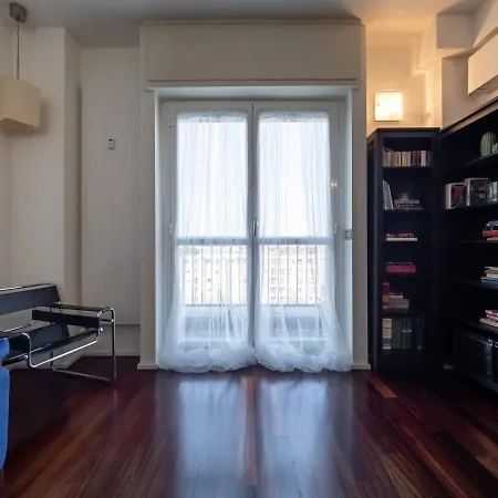 Apartment Vigliani 19 *